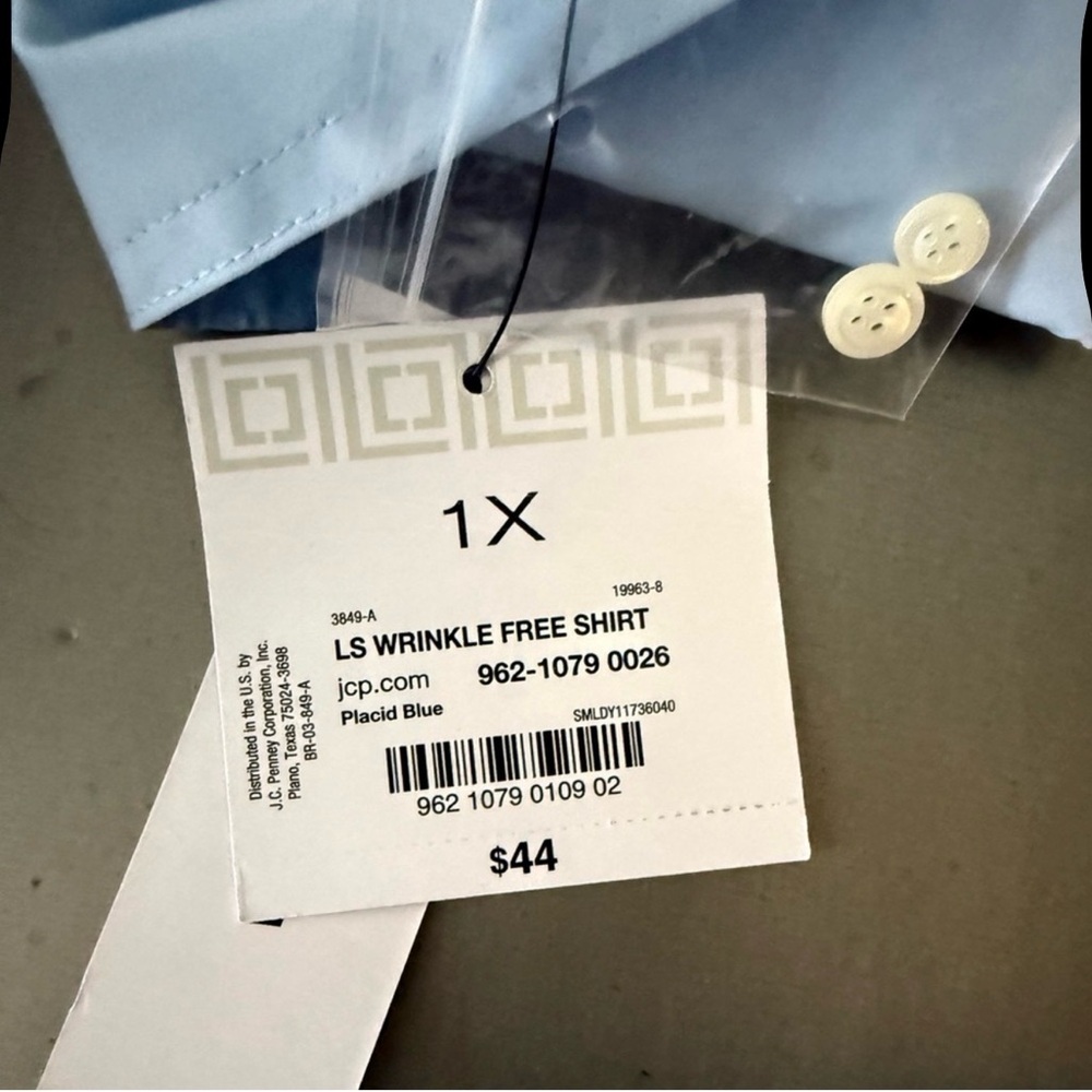 NWT Liz Claiborne Career Wrinkle-Free Poplin Button-Down Shirt 1X Placid Blue - Picture 7 of 8